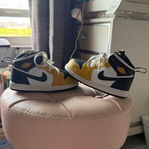Nike Kids' Black, White, and Yellow Sneakers